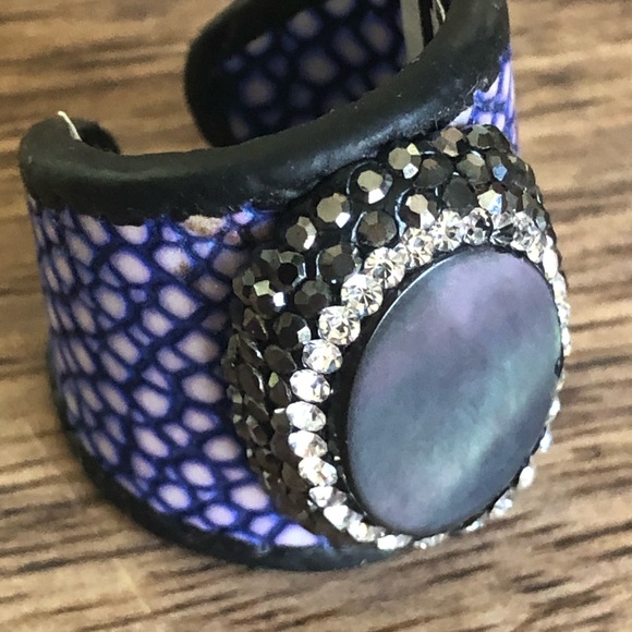 Abalone leather ring - Picture 3 of 6